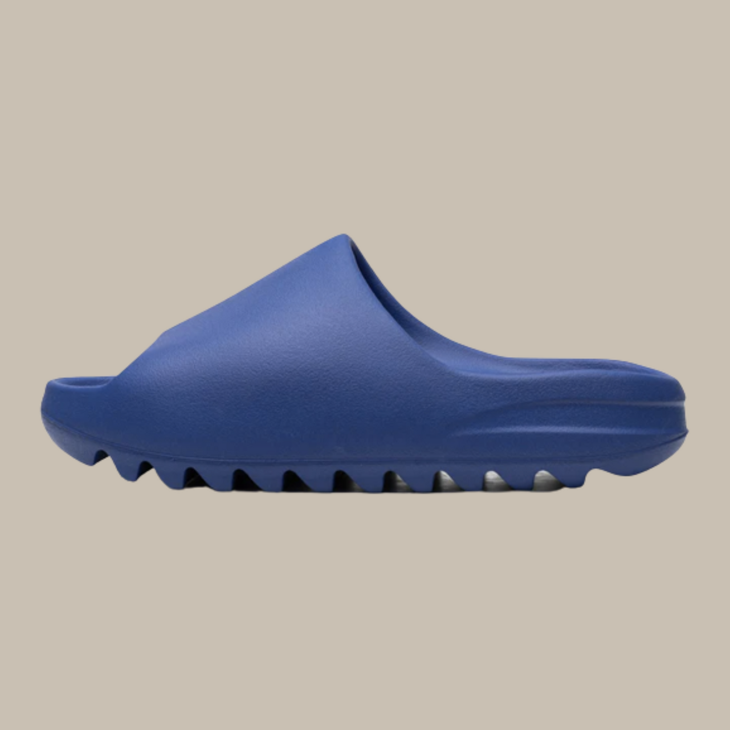 AccidentalFashionIcon_Adidas_Yeezy_Slide_Azure_Sideview