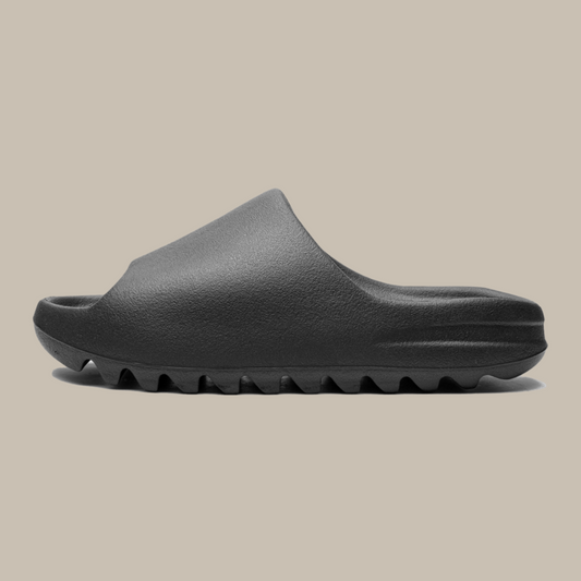 AccidentalFashionIcon_Adidas_Yeezy_Slide_Onyx_Sideview