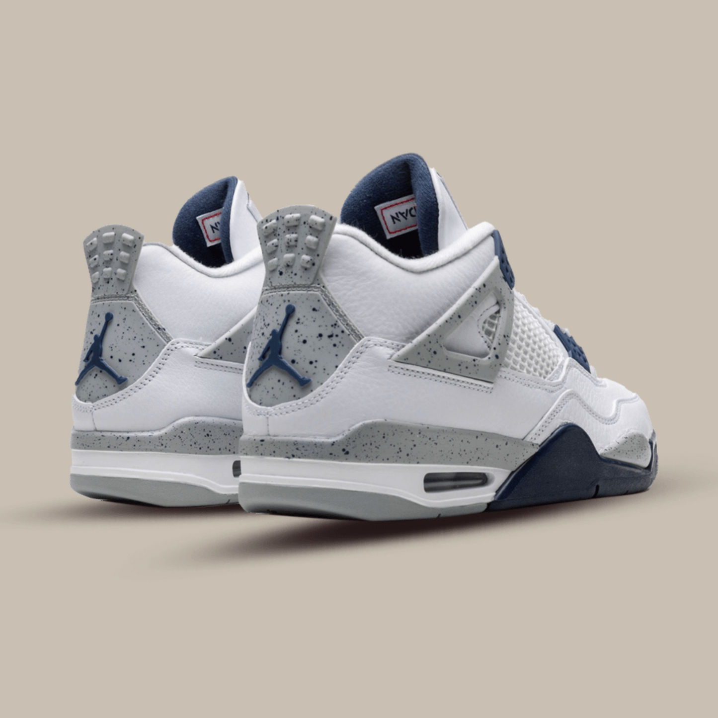 AccidentalFashionIcon_AirJordan4_Retro_Midnight_Navy_Backview